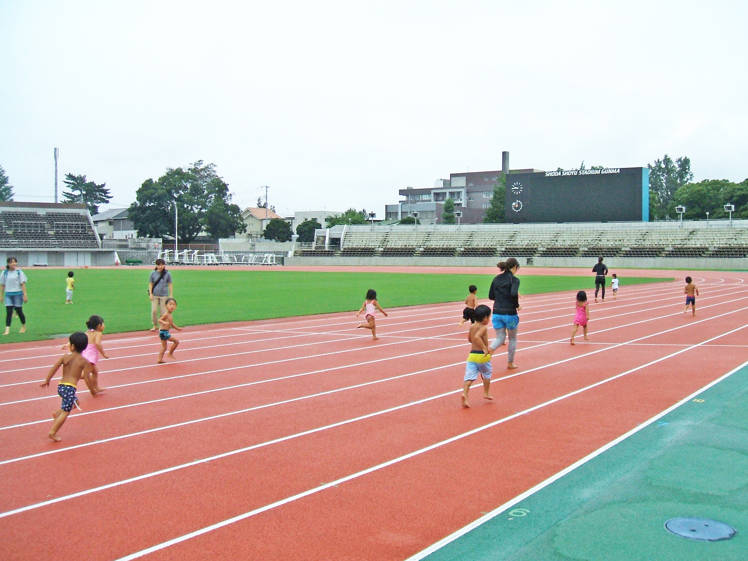 天然芝を無料開放します！！